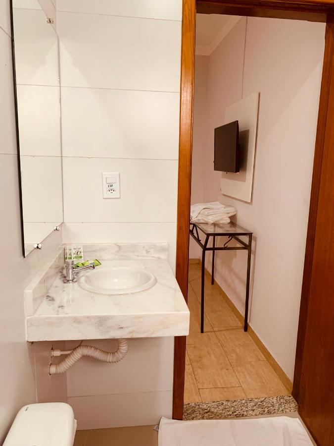 Hotel Belvedere Araras - Fácil Acesso Hospital São Leopoldo e Faculdades Esterno foto